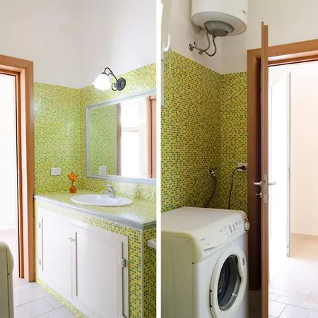 Misia Con Piscina A 350 Mt Dalla Specchiarica Di Holiday home *