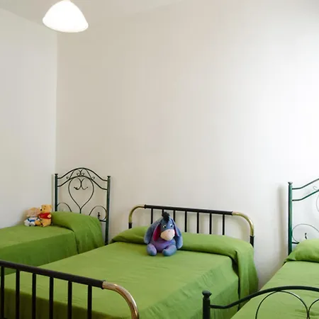 Holiday home Misia Con Piscina A 350 Mt Dalla Specchiarica Di *