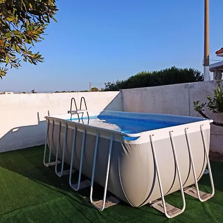 Misia Con Piscina A 350 Mt Dalla Specchiarica Di